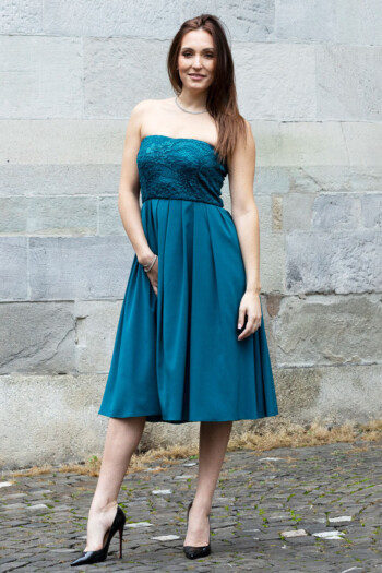 abendkleid-sissi-petrol-zuerich-03 Cocktailkleid Sissi – Petrol – Graf von Matt – Las Perlitas Zürich – Ansicht 3