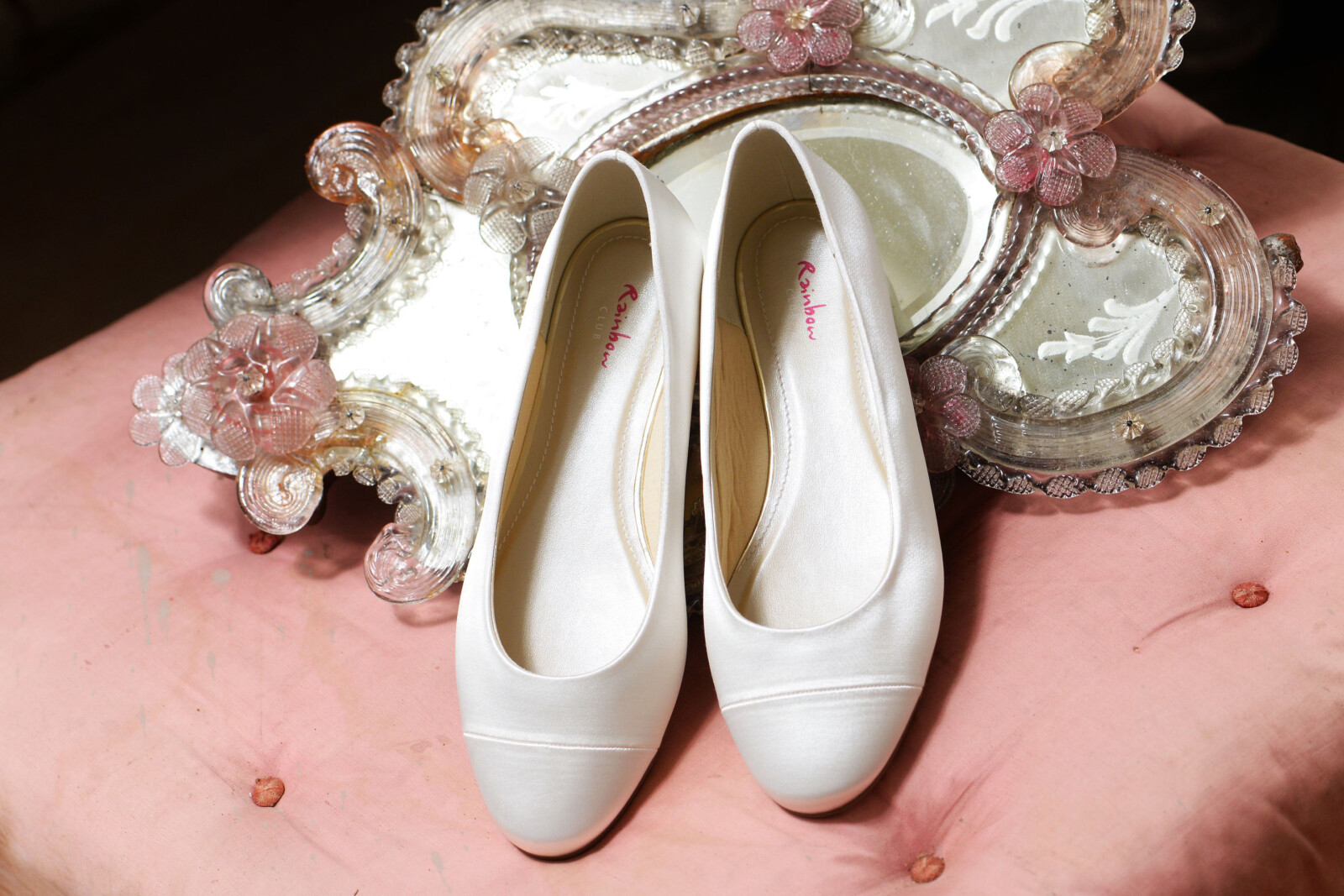 brautschuhe-bess-zuerich-08 Satin-Ballerina Bess – Ivory – Salma & Noeli – Las Perlitas Zürich – Ansicht 8