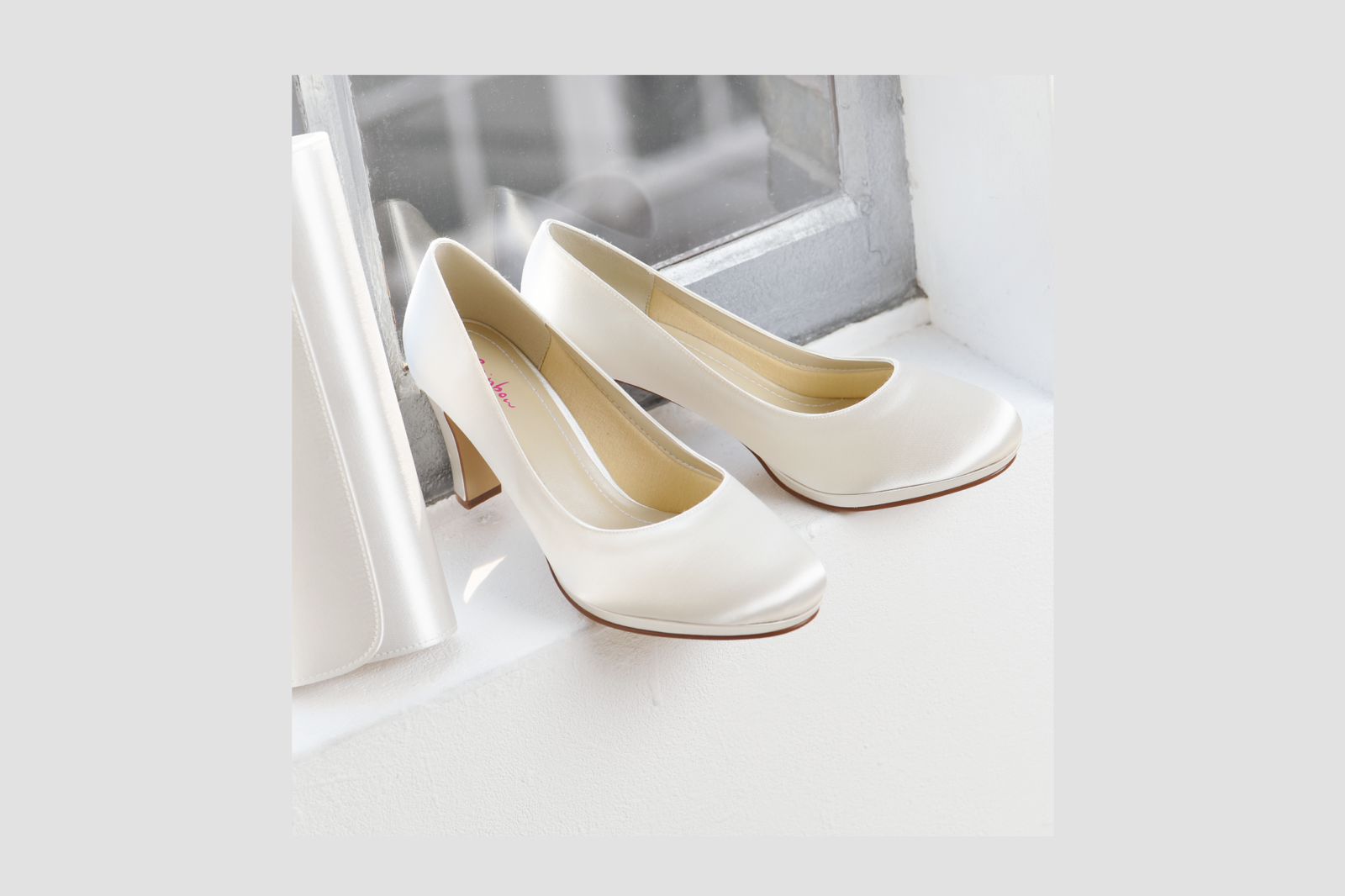 Satin-Pumps Grace – Ivory – Salma & Noeli – Las Perlitas Zürich – Ansicht 3