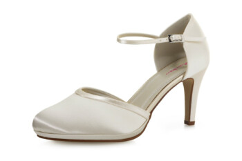 brautschuhe-joni-zuerich-03 Satin-Slingpumps Joni – Ivory – Salma & Noeli – Las Perlitas Zürich – Ansicht 3