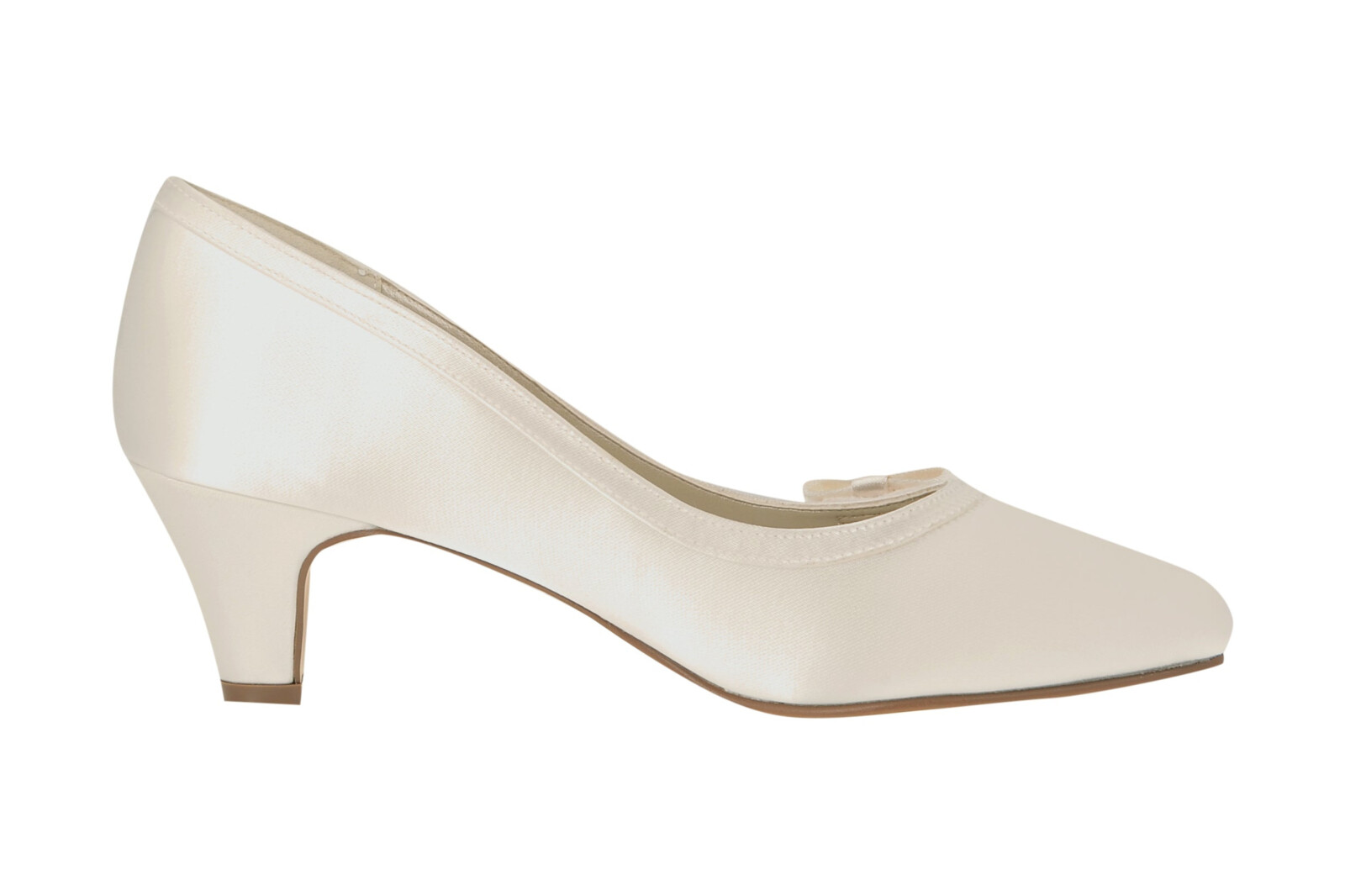 brautschuhe-josephine-zuerich-05 Satin-Pumps Josephine – Ivory – Salma & Noeli – Las Perlitas Zürich – Ansicht 5