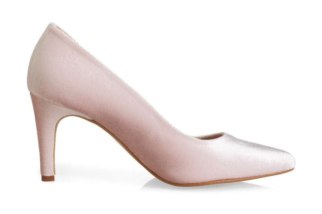 brautschuhe-katya-rose-zuerich-04 Samt-Pumps Katya – Rosa – Salma & Noeli – Las Perlitas Zürich – Ansicht 4