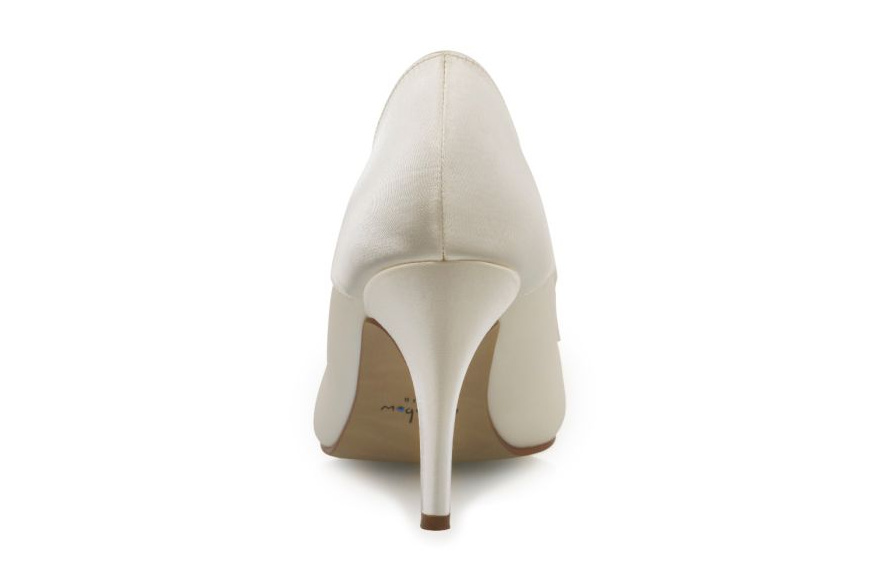 brautschuhe-nicole-zuerich-04 Satin-Pumps Nicole – Ivory – Salma & Noeli – Las Perlitas Zürich – Ansicht 3