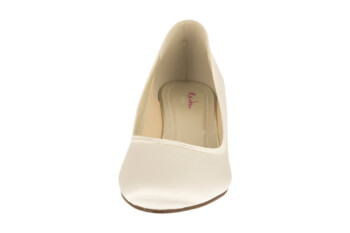 brautschuhe-paula-zuerich-07 Satin-Pumps Paula – Ivory – Salma & Noeli – Las Perlitas Zürich – Ansicht 7