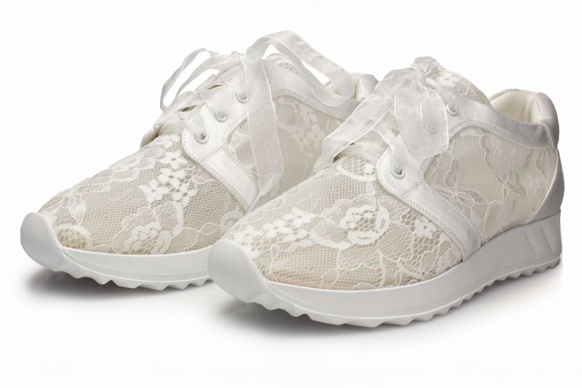 Spitze-Brautsneaker Oslo – Ivory – Salma & Noeli – Las Perlitas Zürich