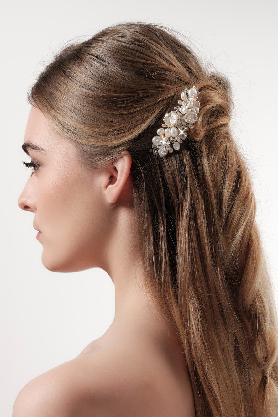 haarschmuck-braut-rosa-champagne-zuerich-01 Braut-Haarschmuck mit Blättern & Perlen – Rosegold – Las Perlitas Zürich