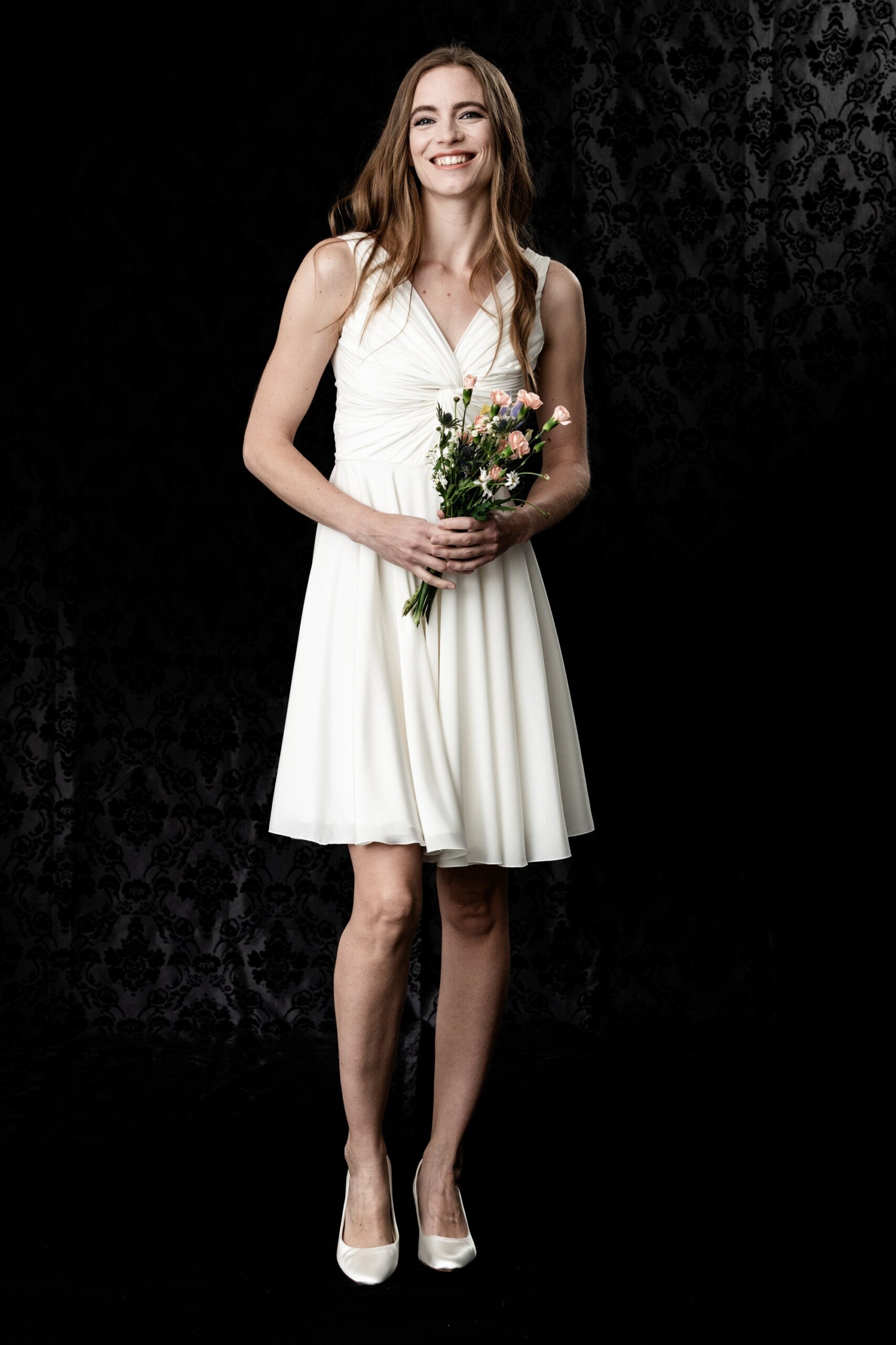 hochzeitskleid-fiorella-elfenbein-zuerich-01 Hochzeitskleid Fiorella – Ivory – Graf von Matt – Las Perlitas Zürich