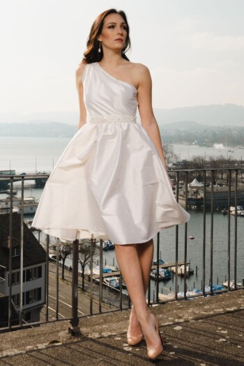 Hochzeitskleid Kathleen – Ivory – Graf von Matt – Las Perlitas Zürich – Ansicht 2