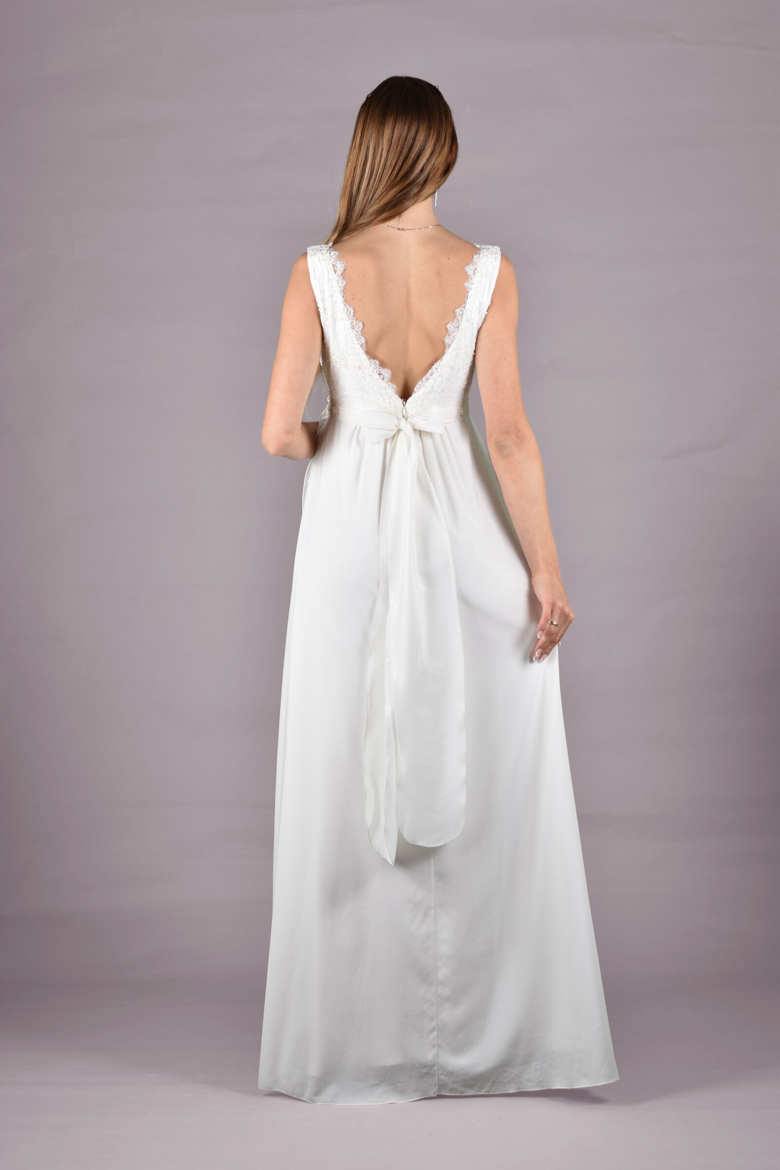 umstands-hochzeitskleid-elodie-elfenbein-zuerich-03-1.jpg Umstandshochzeitskleid Elodie – Ivory