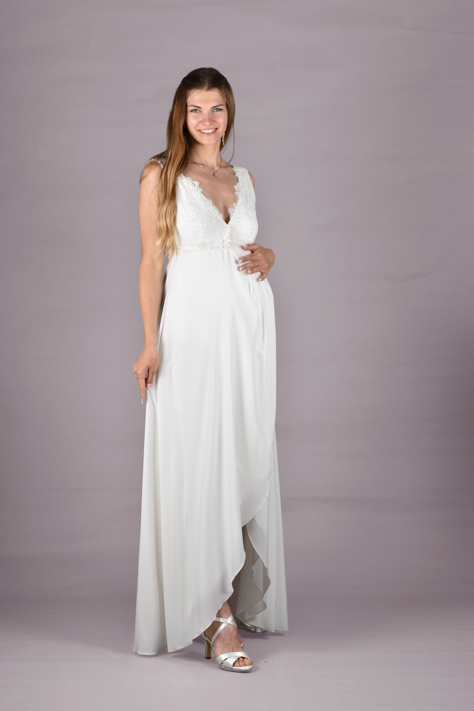 umstands-hochzeitskleid-elodie-elfenbein-zuerich-04 Umstandshochzeitskleid Elodie – Ivory – Las Perlitas Atelier – Las Perlitas Zürich – Ansicht 4