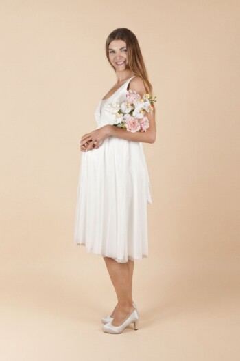 umstands-hochzeitskleid-fiona-kurz-elfenbein-zuerich-04 Umstandshochzeitskleid Fiona lang – Ivory – Las Perlitas Atelier – Las Perlitas Zürich – Ansicht 4