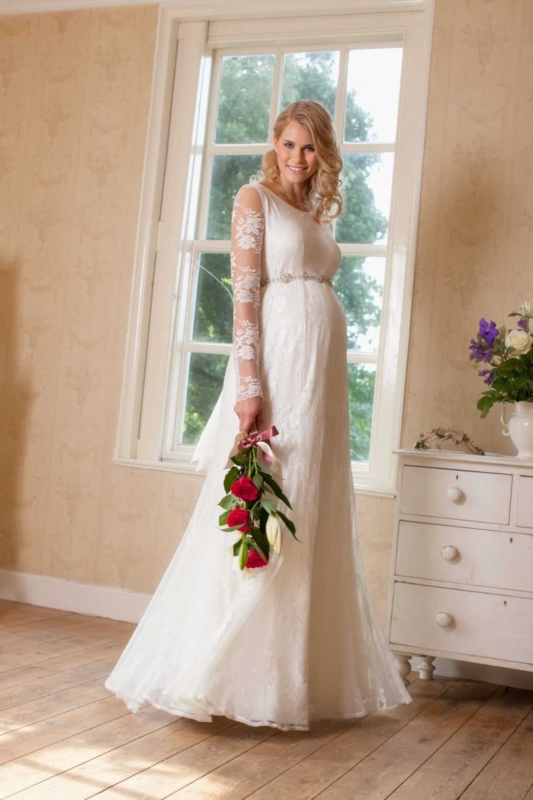 umstands-hochzeitskleid-helena-weiss-zuerich-03 Umstandshochzeitskleid Helena – Ivory – Las Perlitas Atelier – Las Perlitas Zürich – Ansicht 3