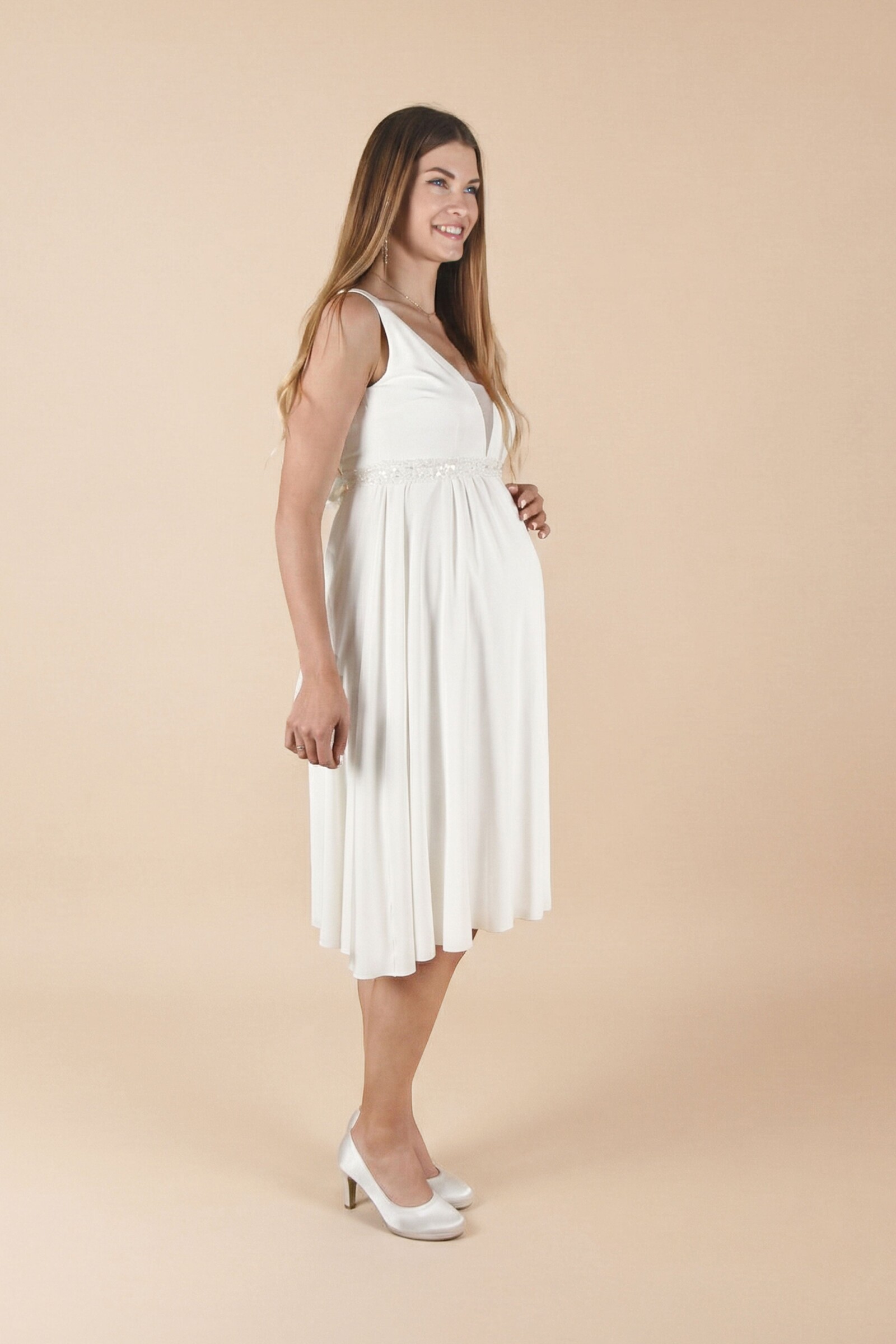 umstands-hochzeitskleid-mia-kurz-elfenbein-zuerich-05 Umstandshochzeitskleid Mia kurz – Ivory – Las Perlitas Atelier – Las Perlitas Zürich – Ansicht 5