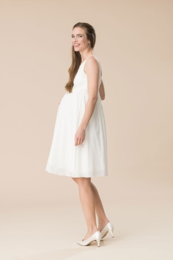 umstands-hochzeitskleid-mia-kurz-elfenbein-zuerich-08 Umstandshochzeitskleid Mia kurz – Ivory – Las Perlitas Atelier – Las Perlitas Zürich – Ansicht 8