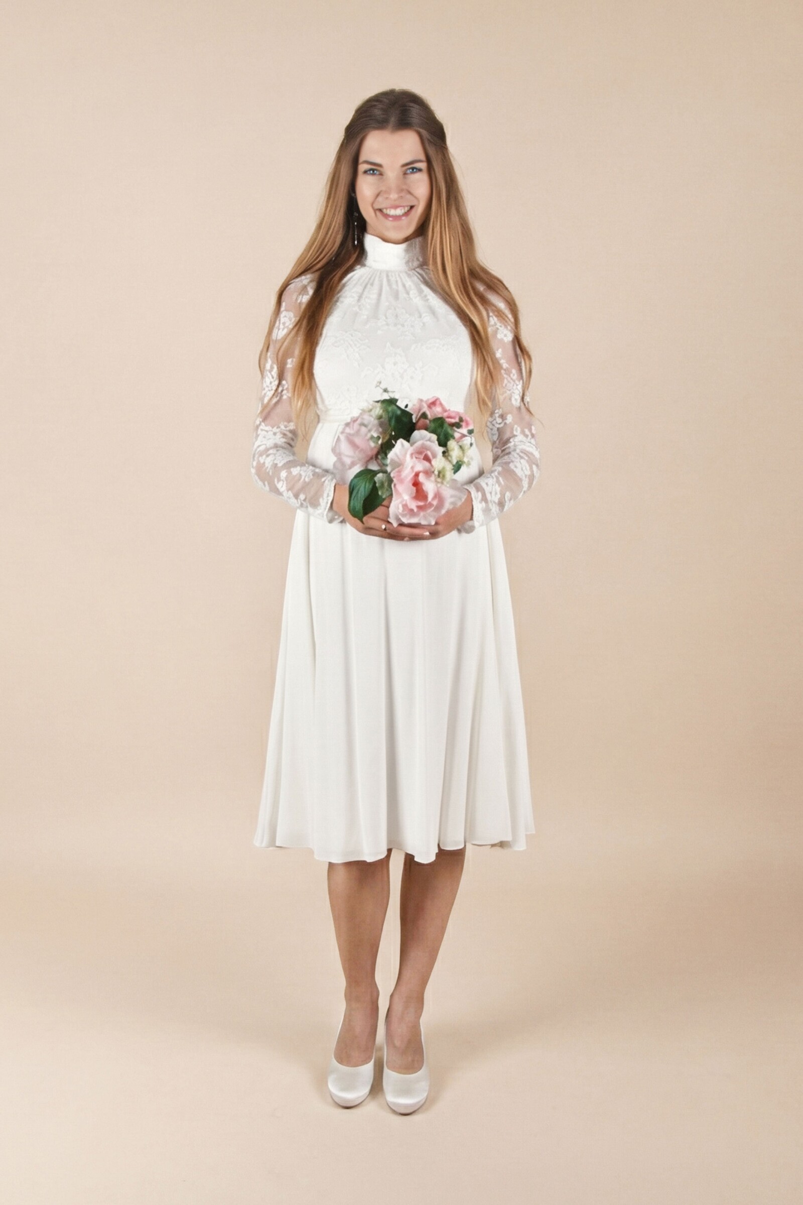 umstands-hochzeitskleid-stephanie-kurz-elfenbein-zuerich-05-1.jpg Umstandshochzeitskleid Stephanie kurz – Ivory