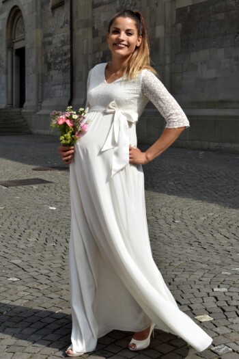 umstands-hochzeitskleid-victoria-lang-elfenbein-zuerich-02 Umstandshochzeitskleid Victoria lang – Ivory – Las Perlitas Atelier – Las Perlitas Zürich – Ansicht 2